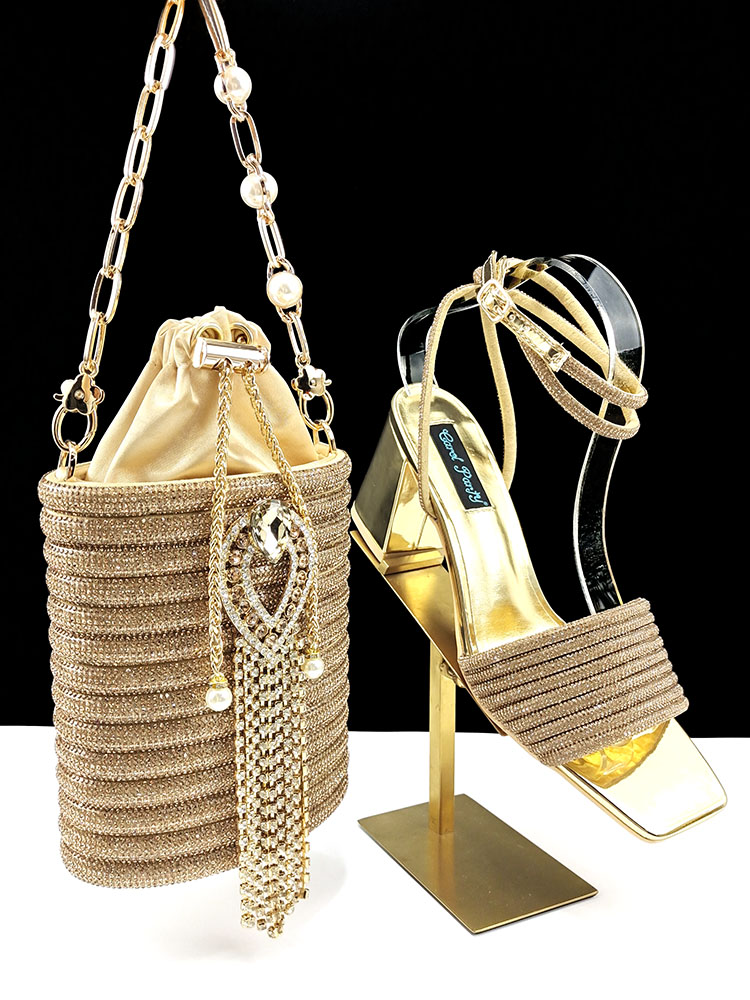 Hot Selling Ladies Sandals and - огляд і ціна Women Bags For Wedding
