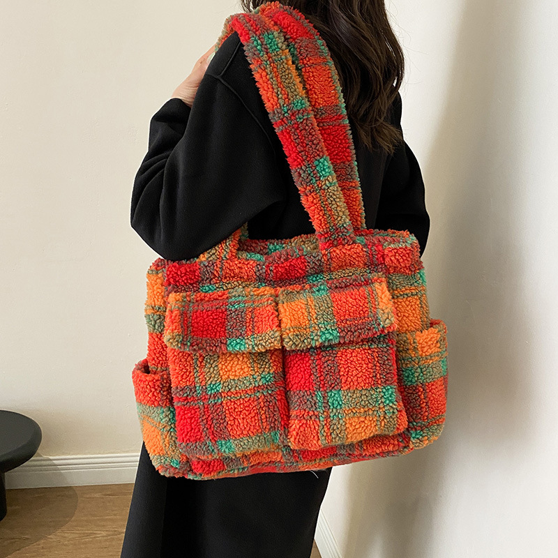 Lamb Fleece tote bags for wome - огляд і ціна Women'S Tote Bags Designer