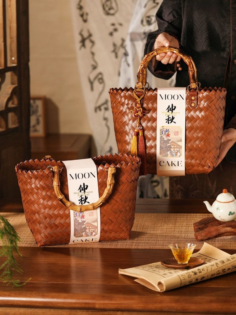 Pure Handmade Handbag Commuter - огляд і ціна Woven Straw Bag
