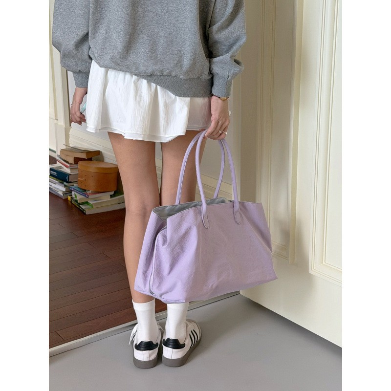 Minimalist Large-Capacity Tote - огляд і ціна Women Bags With Laptop Compartment