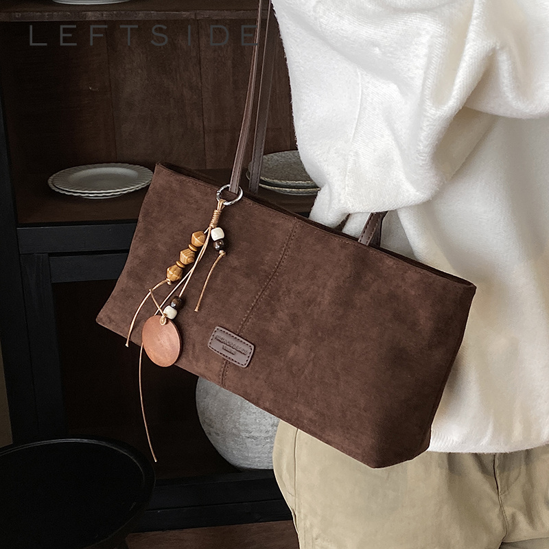 LEFTSIDE Retro Suede Shoulder  - огляд і ціна Women Bags In Trend